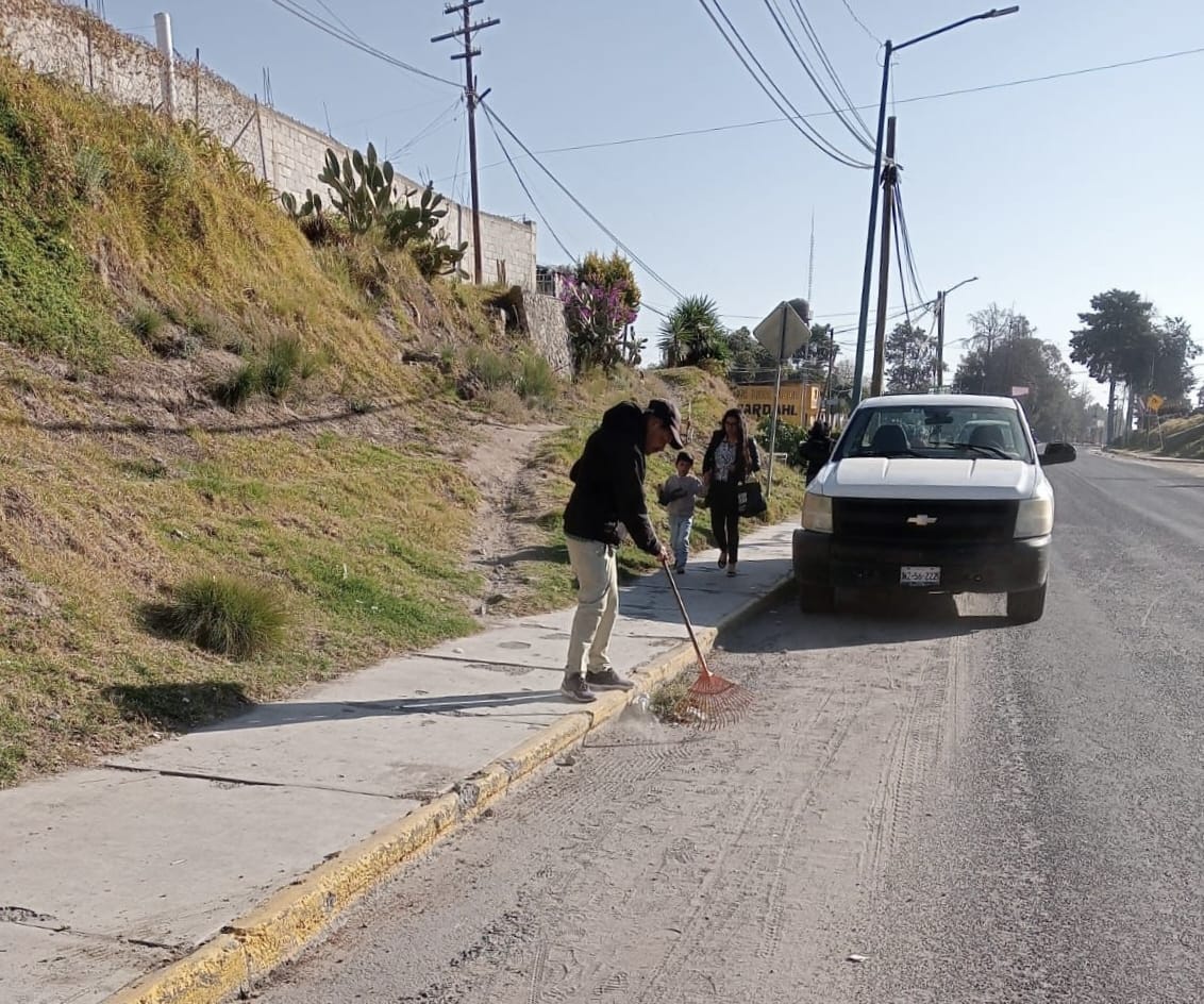 Refuerzan brigadas de Servicios Municipales labores de limpieza en distintos puntos de Huamantla